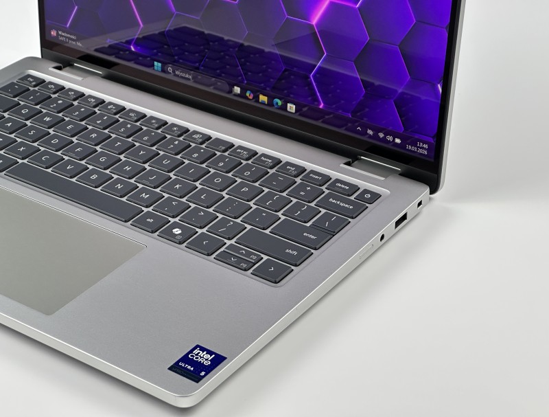 Dell Pro 14 Plus PB14250 2in1 Ultra 5 236V, 16GB LPDDR5, 14" FHD+ dotyk – nowoczesny laptop biznesowy 2w1 do pracy mobilnej i wielozadaniowej.