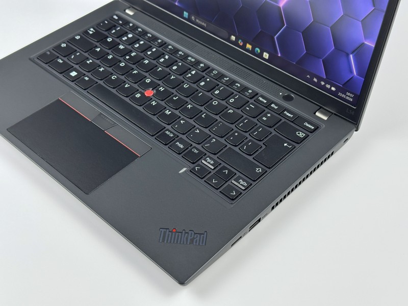 Lenovo ThinkPad L14 Gen 3 i5-1245U, 14" FHD – biznesowy laptop z czytnikiem linii papilarnych, idealny do pracy biurowej i mobilnej.