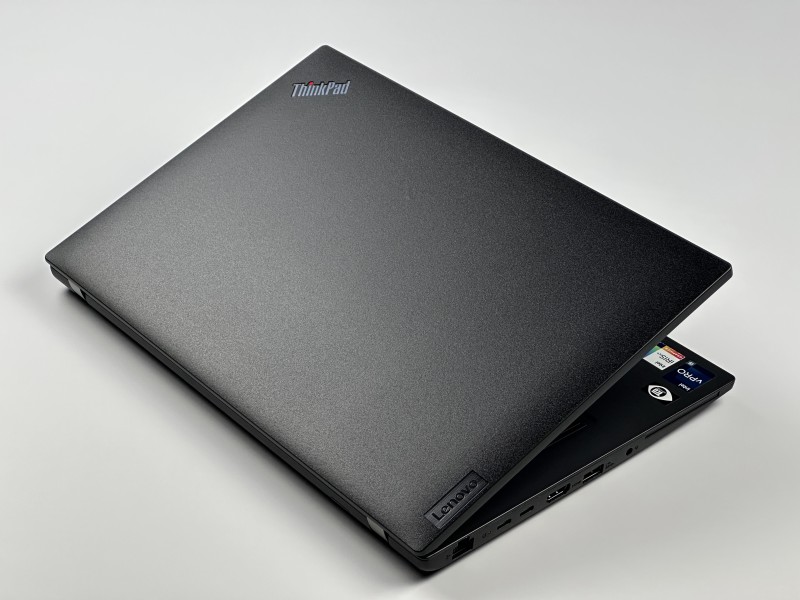 Lenovo ThinkPad L14 Gen 3 i5-1245U, 14" FHD – biznesowy laptop z czytnikiem linii papilarnych, idealny do pracy biurowej i mobilnej.