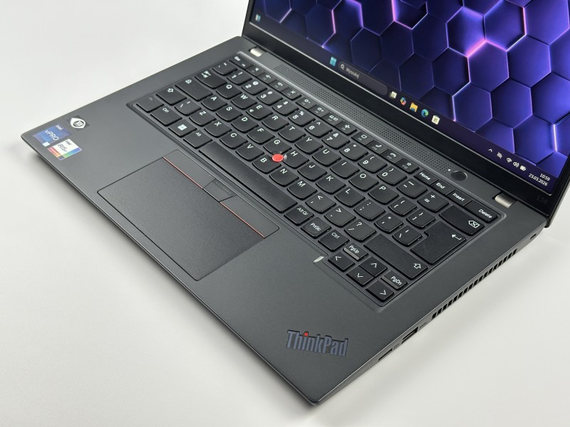 Lenovo ThinkPad L14 Gen 3 i5-1245U, 14" FHD – biznesowy laptop z czytnikiem linii papilarnych, idealny do pracy biurowej i mobilnej.