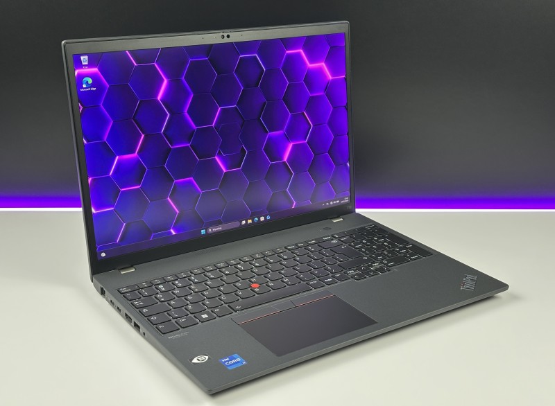 Lenovo ThinkPad T16 Gen 1 i7-1255U, 16" QHD+ – biznesowy laptop o wysokiej rozdzielczości do pracy biurowej, analitycznej i wielozadaniowej.