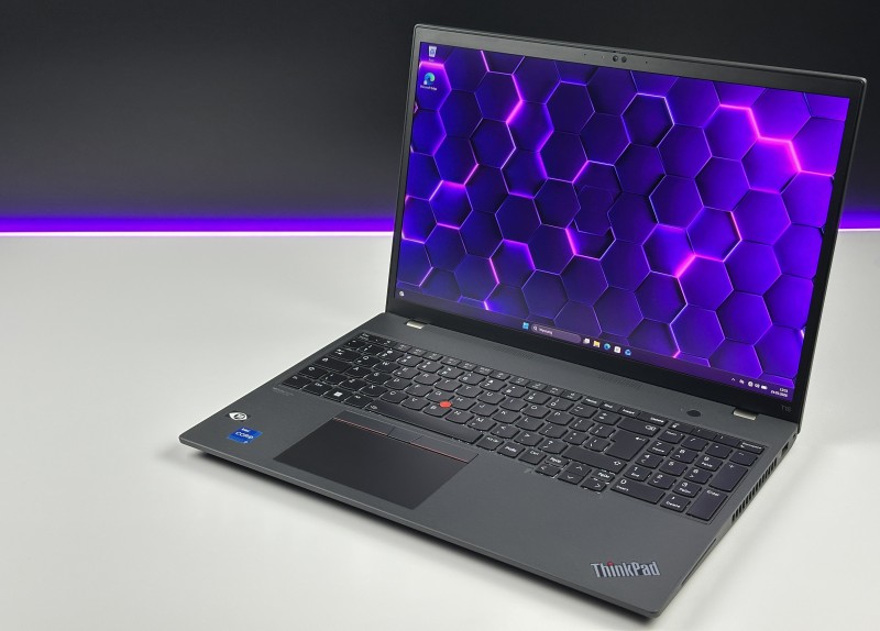 Lenovo ThinkPad T16 Gen 1 i7-1255U, 16" QHD+ – biznesowy laptop o wysokiej rozdzielczości do pracy biurowej, analitycznej i wielozadaniowej.