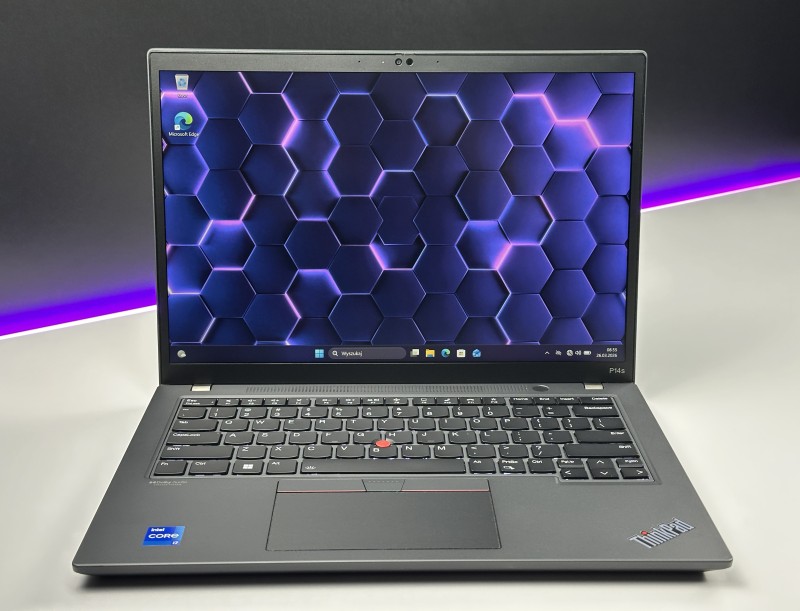 Lenovo ThinkPad P14s Gen 3 i7-1260P, T550 4GB, 14" FHD+ – mobilna stacja robocza do CAD i pracy projektowej z klawiaturą US.