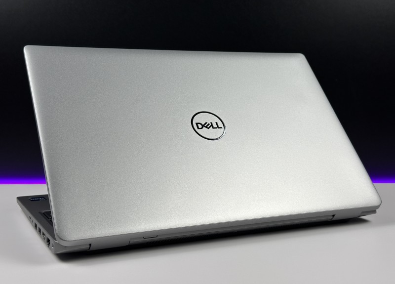 Dell Precision 3580 i5-1335U, matryca 15,6" FHD – wydajny laptop biznesowy do pracy biurowej i projektowej z klawiaturą US.