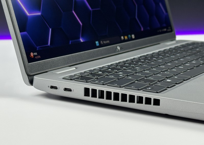 DELL Precision 3561 i7-11800H z dedykowaną kartą T600 (4GB). Wydajny laptop 15,6” FHD - do analiz, projektów inżynierskich i multitaskingu.