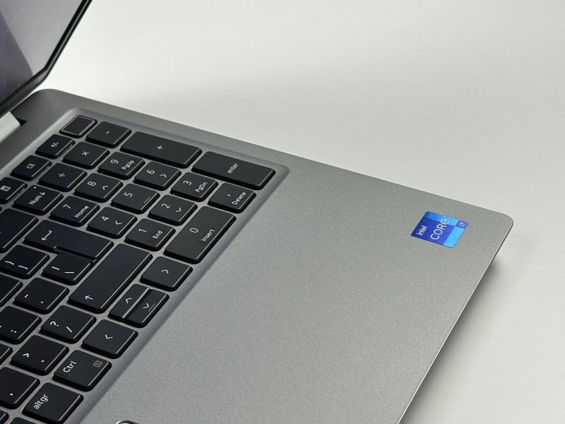 DELL Precision 3561 i7-11800H z dedykowaną kartą T600 (4GB). Wydajny laptop 15,6” FHD - do analiz, projektów inżynierskich i multitaskingu.