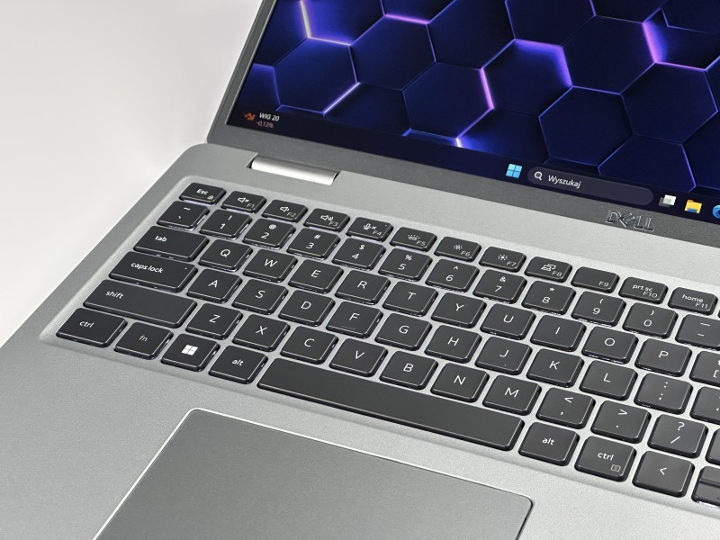 DELL Precision 3571 i5-12600H z dedykowaną kartą T600 (4GB). Laptop 15,6” FHD dotykowy - do projektowania, analiz i wymagających aplikacji.