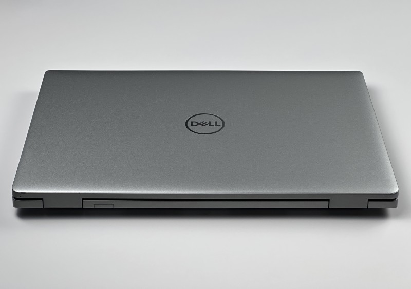 Dell Precision 3571 i5-12600H, T600 (4GB), ekran 15,6" FHD – mobilna stacja robocza do CAD, projektowania i pracy technicznej z klawiaturą US.
