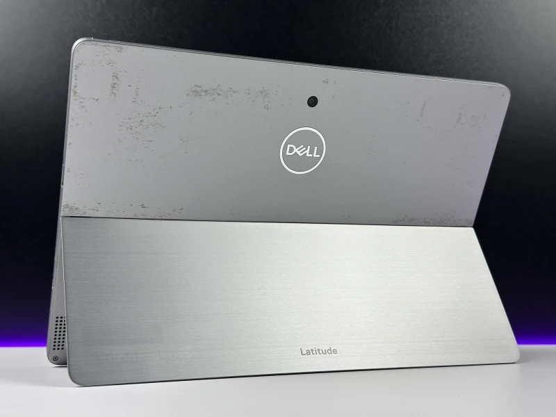 Dell Latitude 7200 2in1 i5-8365U, 8GB ram / 512GB ssd, 12,3" dotyk – kompaktowy laptop 2w1 do pracy mobilnej, notatek i codziennego użytkowania.