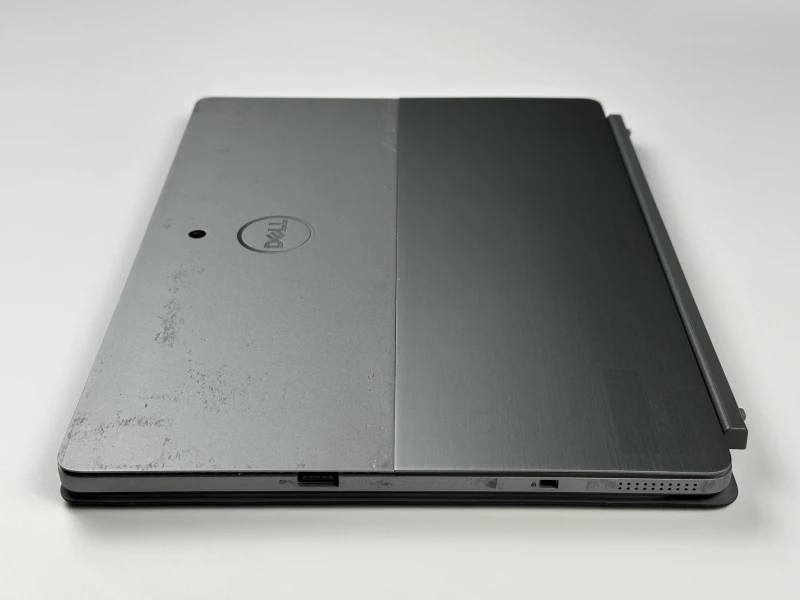 Dell Latitude 7200 2in1 i5-8365U, 8GB ram / 512GB ssd, 12,3" dotyk – kompaktowy laptop 2w1 do pracy mobilnej, notatek i codziennego użytkowania.