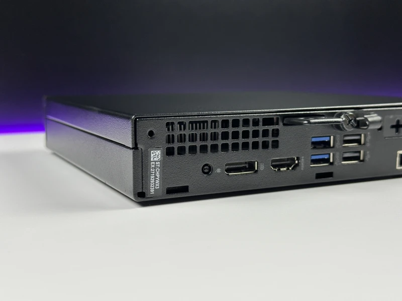 Dell OptiPlex 7010 Micro i7-13700T, DDR4, Intel UHD 770 – kompaktowy komputer biznesowy o wysokiej wydajności do biura i pracy wielozadaniowej.