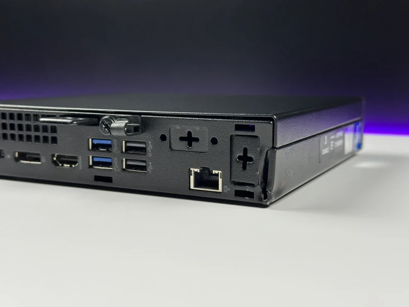 Dell OptiPlex 7010 Micro i7-13700T, DDR4, Intel UHD 770 – kompaktowy komputer biznesowy o wysokiej wydajności do biura i pracy wielozadaniowej.