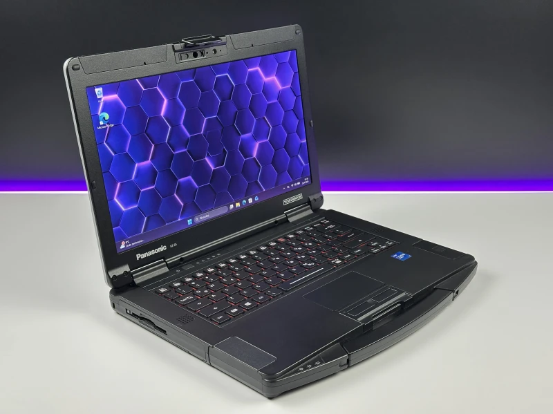 Panasonic Toughbook FZ55-2 i7-1185G7, modem LTE – wytrzymały laptop z podświetlaną klawiaturą RGB do pracy w terenie i wymagających warunkach.