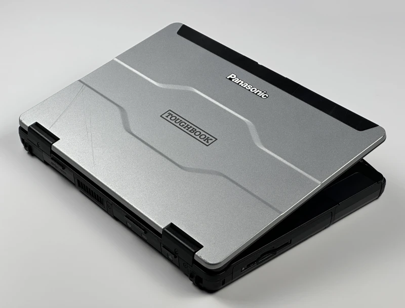 Panasonic Toughbook FZ55-2 i7-1185G7, modem LTE – wytrzymały laptop z podświetlaną klawiaturą RGB do pracy w terenie i wymagających warunkach.