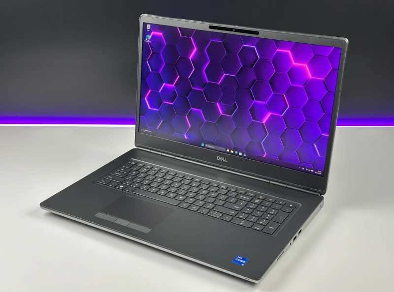Dell Precision 7760 z i5-11500H i RTX A3000 6GB. Duży ekran 17,3” FHD i profesjonalna grafika zapewniają wydajność do CAD, 3D i pracy projektowej.