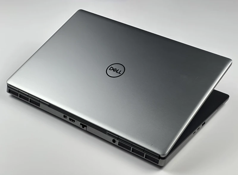 Dell Precision 7760 z i5-11500H i RTX A3000 6GB. Duży ekran 17,3” FHD i profesjonalna grafika zapewniają wydajność do CAD, 3D i pracy projektowej.