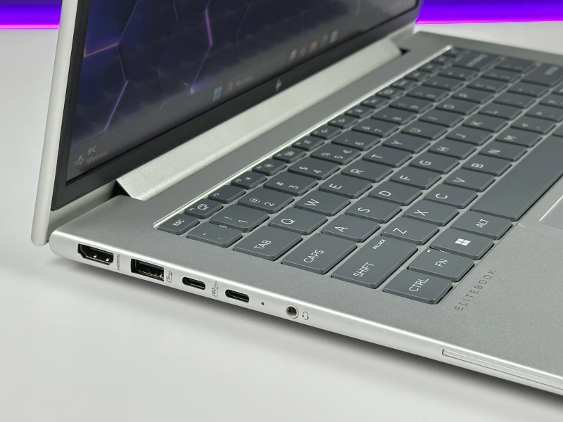 HP Elite mt645 G8 Ryzen 5 7535U, 14" FHD+ – wydajny laptop biznesowy do pracy mobilnej i biurowej z klawiaturą US.