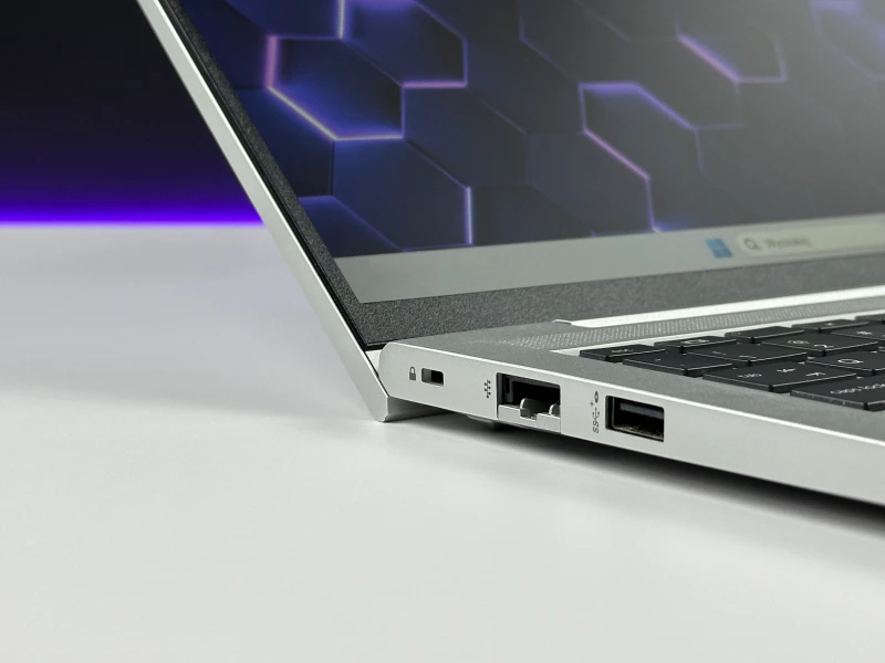 HP Elite mt645 G7 Ryzen 5 5625U, 14" FHD – biznesowy laptop do pracy mobilnej i biurowej z klawiaturą US i wysoką wydajnością.