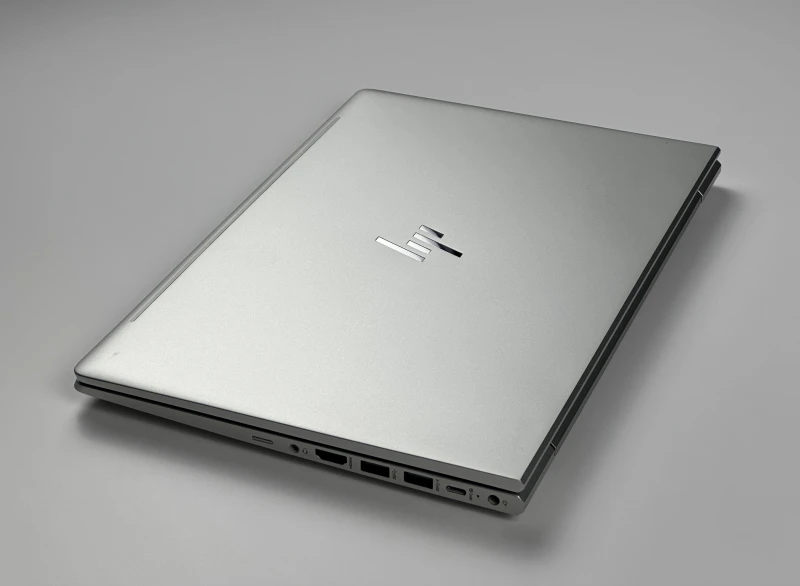 HP Elite mt645 G7 Ryzen 5 5625U, 14" FHD – biznesowy laptop do pracy mobilnej i biurowej z klawiaturą US i wysoką wydajnością. HP Elite mt645 G7 Ryzen 5 5625U, 14" FHD – biznesowy laptop do pracy mobilnej i biurowej z klawiaturą US i wysoką wydajnością.