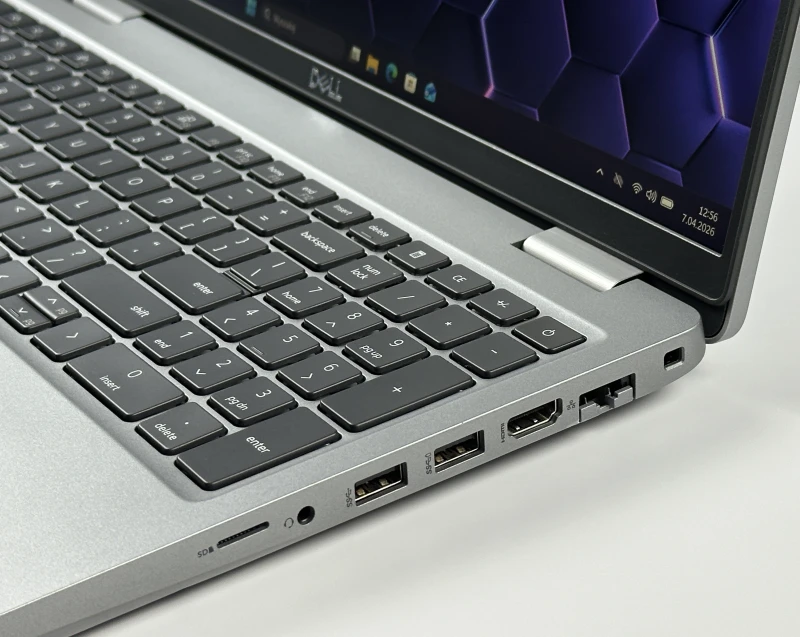 Dell Latitude 5531 i5-12500H, 15,6" FHD – wydajny laptop biznesowy do pracy biurowej i mobilnej z klawiaturą US i polskimi znakami.