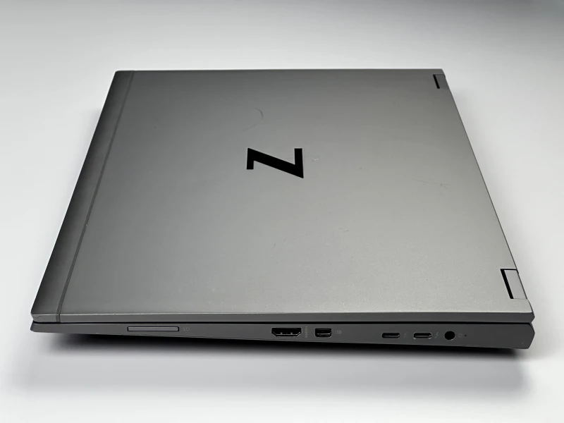 HP ZBook Fury 15 G8 Xeon W-11955M, RTX A3000 (6GB), ekran 15,6" FHD – mobilna stacja robocza do CAD, 3D i zaawansowanych projektów.