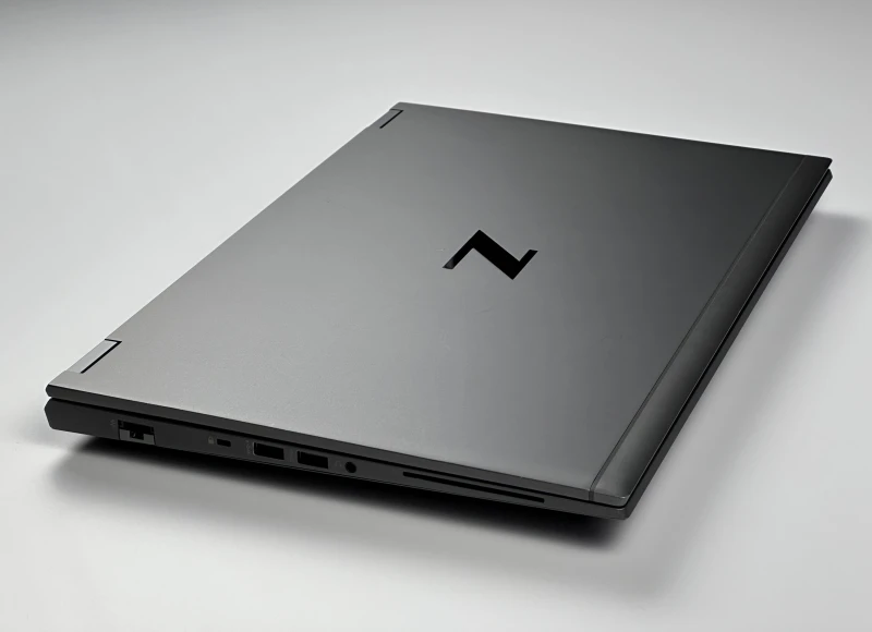 HP ZBook Fury 15 G8 Xeon W-11955M, RTX A3000 (6GB), ekran 15,6" FHD – mobilna stacja robocza do CAD, 3D i zaawansowanych projektów. HP ZBook Fury 15 G8 Xeon W-11955M, RTX A3000 (6GB), ekran 15,6" FHD – mobilna stacja robocza do CAD, 3D i zaawansowanych projektów.