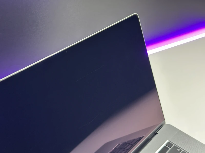 Apple MacBook Pro 16 A2141 i9-9980HK, 16GB/1TB, Radeon 5300M 4GB, 16" Retina – wydajny laptop do grafiki, montażu i pracy kreatywnej.