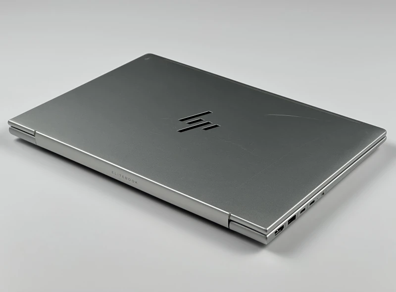 HP Elite mt645 G8 Ryzen 5 7535U, 14" FHD+ – wydajny laptop biznesowy do pracy mobilnej i biurowej z klawiaturą US.