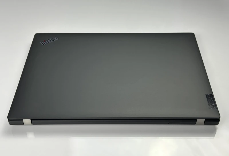 Lenovo ThinkPad T14 Gen 3 z i7-1270P, matrycą FHD+ i klawiaturą US (PL) – elegancja i moc w kompaktowej formie do pracy i zadań kreatywnych.