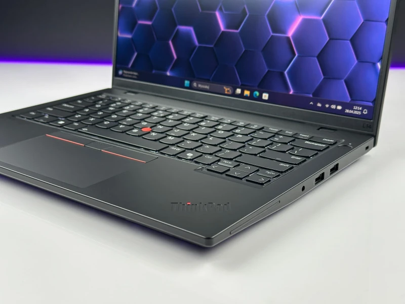 Lenovo ThinkPad L14 Gen 5 z procesorem Ultra 7 165U, matrycą FHD+ i klawiaturą PL QWERTY – wydajność, komfort i niezawodność w każdej sytuacji.