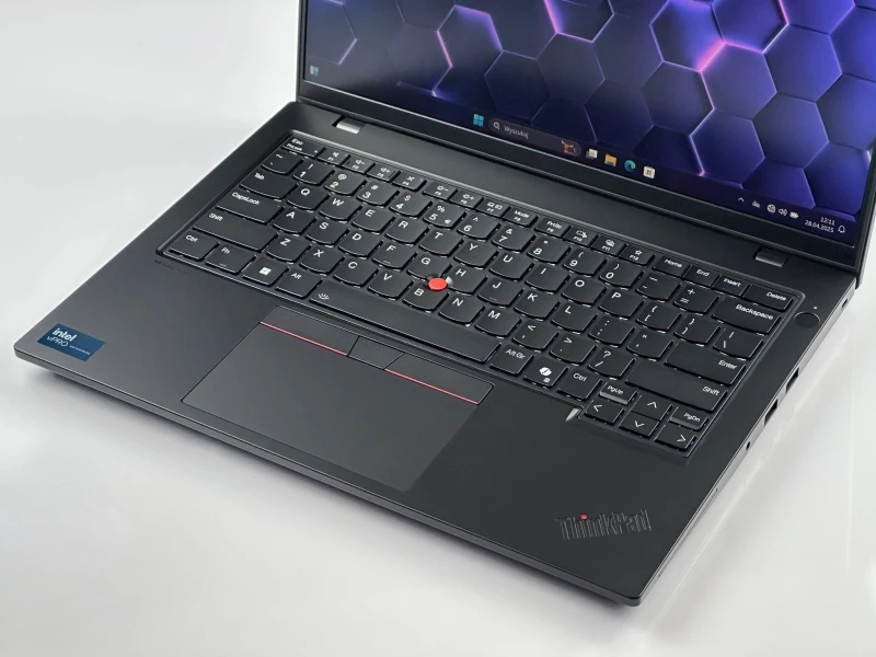 Lenovo ThinkPad L14 Gen 5 z procesorem Ultra 7 165U, matrycą FHD+ i klawiaturą PL QWERTY – wydajność, komfort i niezawodność w każdej sytuacji.