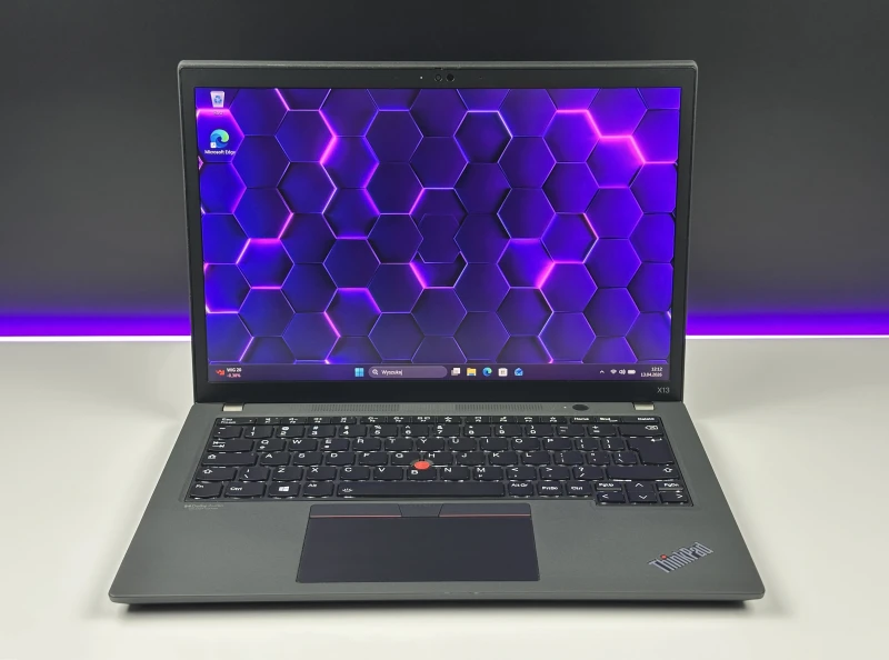 Lenovo ThinkPad X13 Gen 2 i7-1165G7, 16GB LPDDR4, FHD+, modem LTE – ultralekki laptop biznesowy z czytnikiem linii papilarnych do pracy mobilnej.