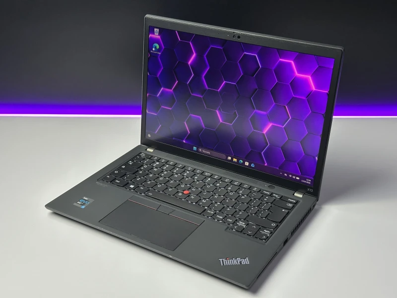 Lenovo ThinkPad X13 Gen 2 i7-1165G7, 16GB LPDDR4, FHD+, modem LTE – ultralekki laptop biznesowy z czytnikiem linii papilarnych do pracy mobilnej.