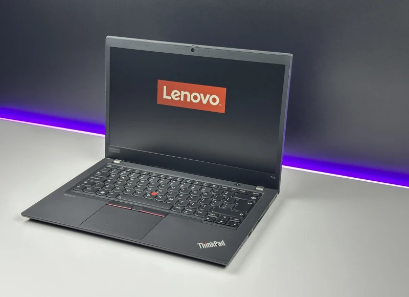 Lenovo ThinkPad T14 Gen 2 i5-1145G7, 14" FHD – biznesowy laptop do pracy biurowej i mobilnej, zapewniający stabilność i komfort użytkowania.
