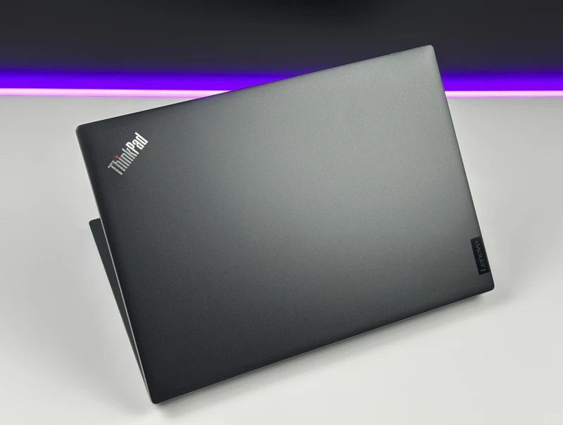 Lenovo ThinkPad L13 Gen 3 i5-1245U, 16GB RAM, ekran 13,3" FHD+ – kompaktowy laptop biznesowy z klawiaturą US do pracy mobilnej i biurowej.