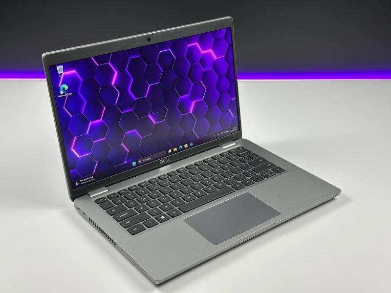 Dell Latitude 5430 - procesor i5-1235U, matryca 14" oraz modem LTE – nowoczesny laptop biznesowy z klawiaturą US, idealny do pracy.