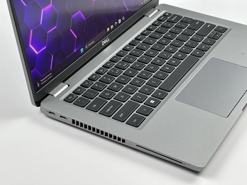 Dell Latitude 5430 - procesor i5-1235U, matryca 14" oraz modem LTE – nowoczesny laptop biznesowy z klawiaturą US, idealny do pracy.