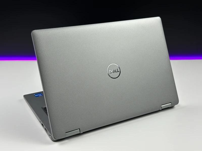 Dell Latitude 5320 2in1 i5-1135G7, 13,3" dotykowy – laptop konwertowalny z czytnikiem linii papilarnych, idealny do pracy mobilnej i spotkań biznesowych.