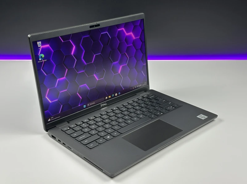 Dell Latitude 7410 z i5-10310U i modemem LTE umożliwiającym dostęp do internetu z karty SIM bez Wi-Fi. Laptop 14” FHD do pracy mobilnej.