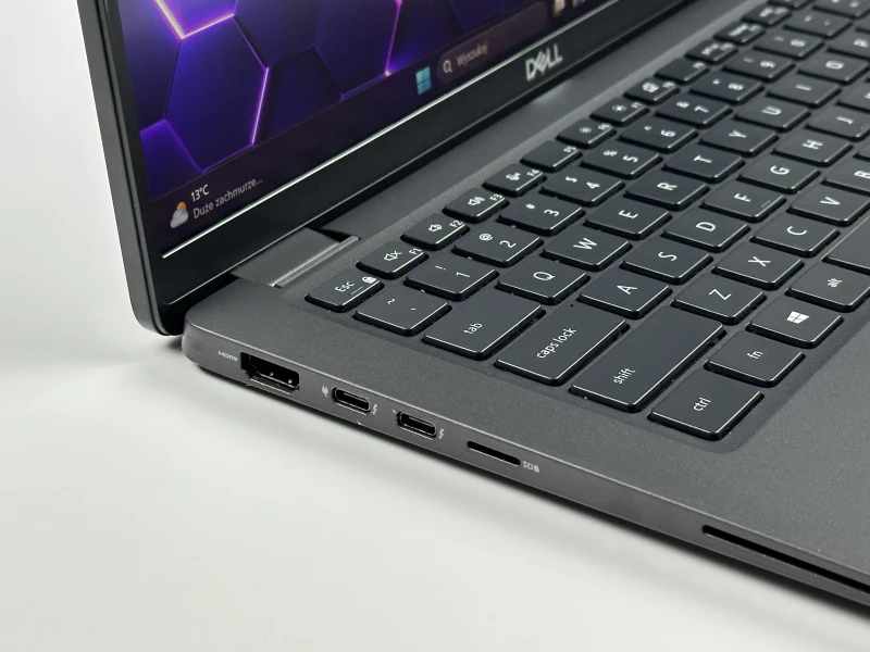 Dell Latitude 7410 z i5-10310U i modemem LTE umożliwiającym dostęp do internetu z karty SIM bez Wi-Fi. Laptop 14” FHD do pracy mobilnej.