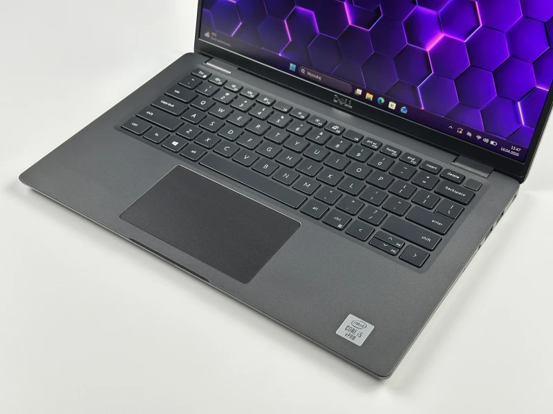 Dell Latitude 7410 z i5-10310U i modemem LTE umożliwiającym dostęp do internetu z karty SIM bez Wi-Fi. Laptop 14” FHD do pracy mobilnej.
