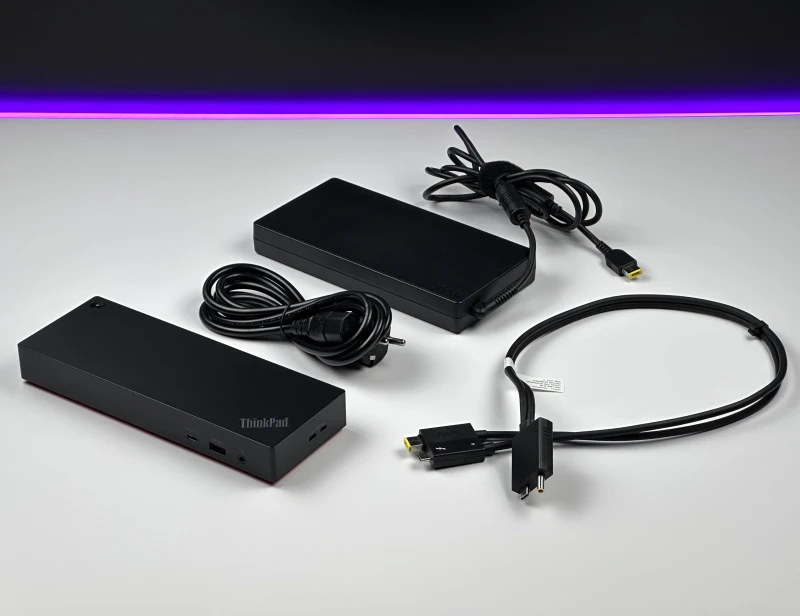 ThinkPad Thunderbolt4 WorkStation Dock – stacja dokująca 8K/4K, zasilacz 300W, Slim Tip - idealna do rozbudowy stanowiska pracy i wielu monitorów.