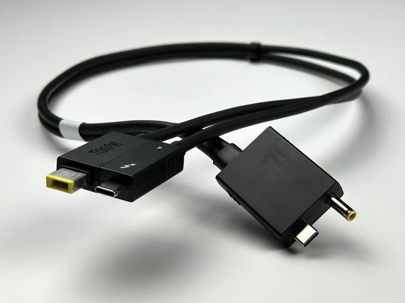 ThinkPad Thunderbolt4 WorkStation Dock – stacja dokująca 8K/4K, zasilacz 300W, Slim Tip - idealna do rozbudowy stanowiska pracy i wielu monitorów.