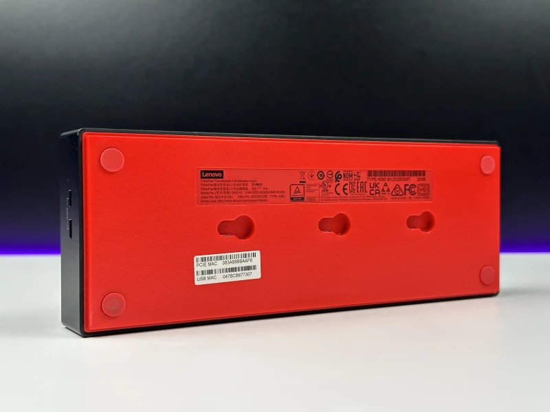 ThinkPad Thunderbolt4 WorkStation Dock – stacja dokująca 8K/4K, zasilacz 300W, Slim Tip - idealna do rozbudowy stanowiska pracy i wielu monitorów.