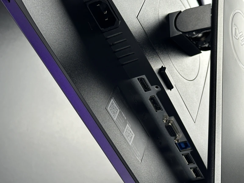 Dell P2219H 22" FHD IPS – monitor biznesowy z regulacją wysokości i cienkimi ramkami, idealny do pracy biurowej i wielomonitorowych stanowisk.