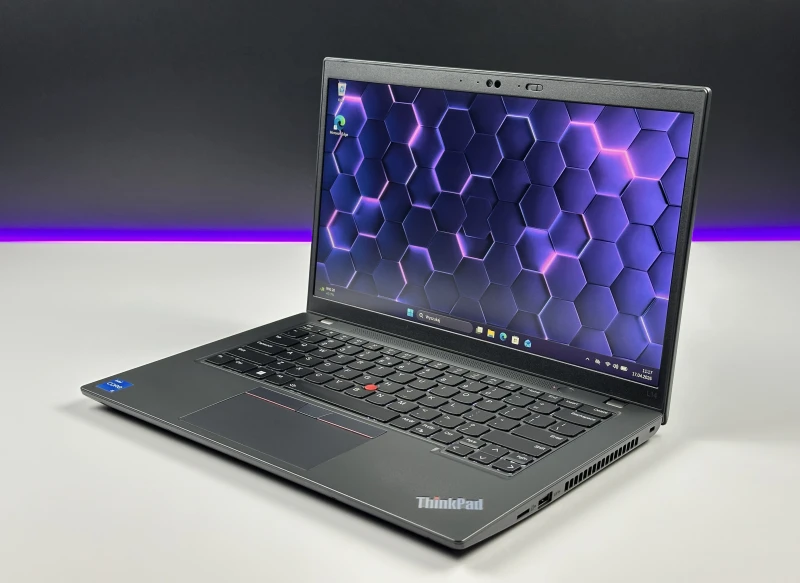 Lenovo ThinkPad L14 Gen 4 - procesor i5-1345U, ekran 14" FHD – wydajny laptop biznesowy z klawiaturą US/QWERTY PL do pracy mobilnej i biurowej.