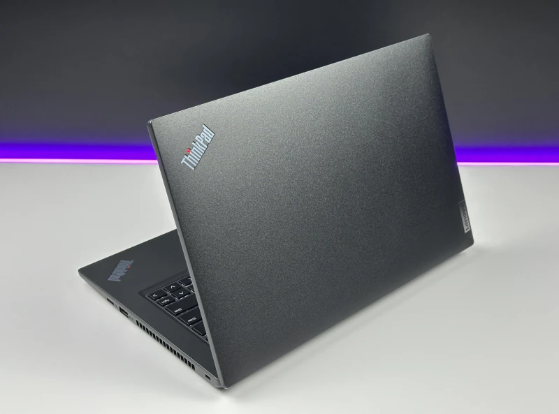 Lenovo ThinkPad L14 Gen 4 - procesor i5-1345U, ekran 14" FHD – wydajny laptop biznesowy z klawiaturą US/QWERTY PL do pracy mobilnej i biurowej.