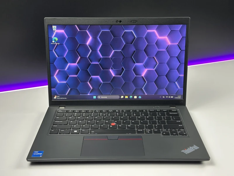Lenovo ThinkPad L14 Gen 4 - procesor i5-1345U, ekran 14" FHD – wydajny laptop biznesowy z klawiaturą US/QWERTY PL do pracy mobilnej i biurowej.