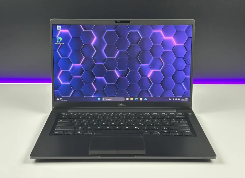 Dell Latitude 7400 - procesor i5-8365U, ekran 14" FHD – kompaktowy laptop biznesowy z klawiaturą US/QWERTY PL do pracy mobilnej i biurowej.