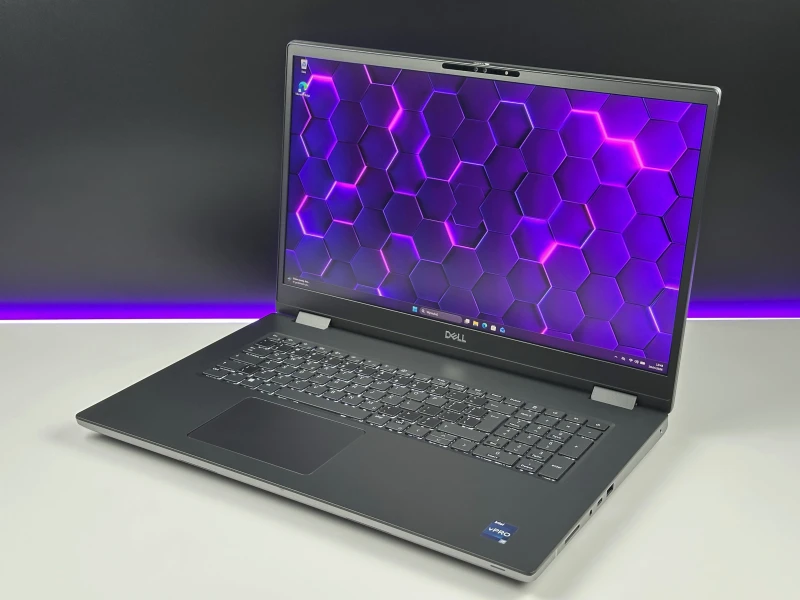 Dell Precision 7770 - procesor i9-12950HX, karta RTX A5500, ekran 17,3" – topowa mobilna stacja robocza do CAD, 3D i zaawansowanych projektów.